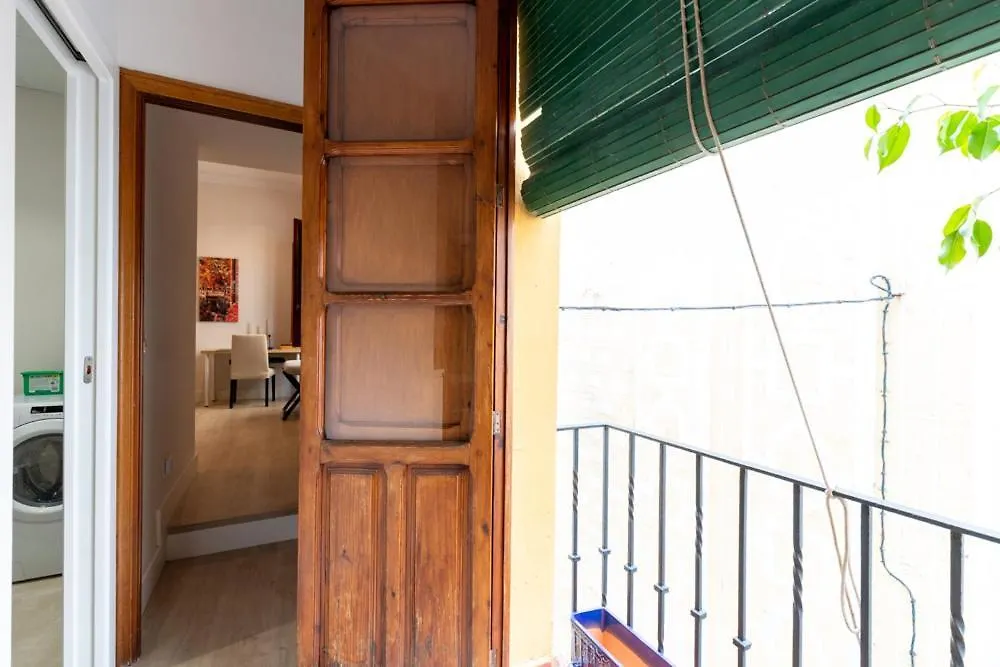La Casa Villa Sevilla 0*,